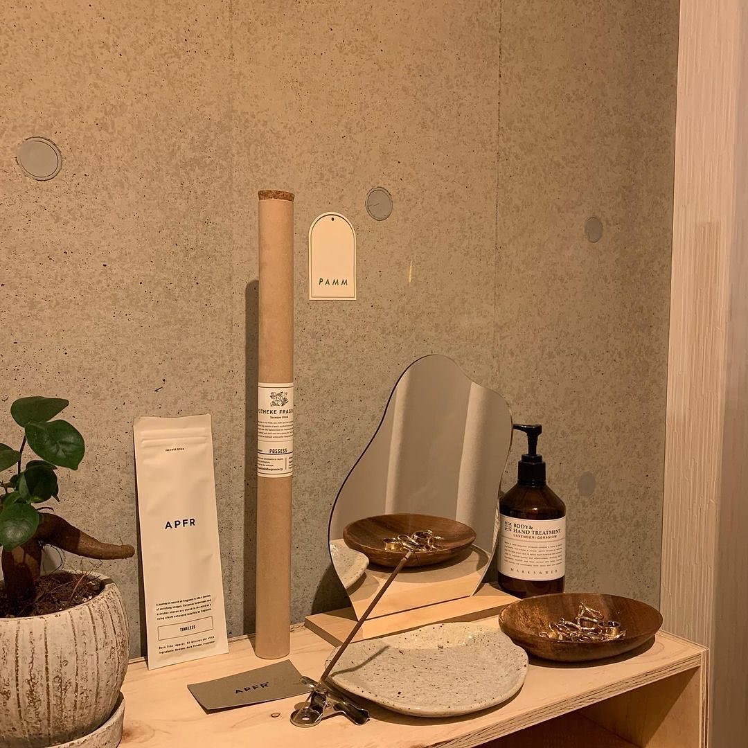 2022-02-19_09-42-46_UTC_3