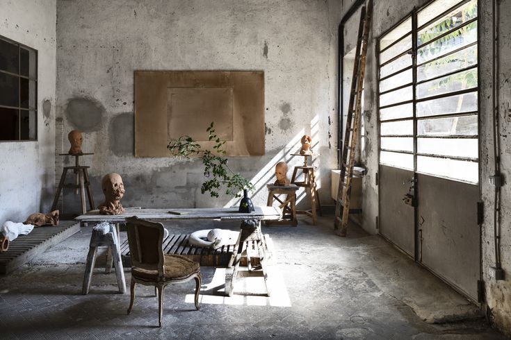 315322411430244805_Leonardo Anker Vandal_Leonardo Anker Vandal - Studio Shot