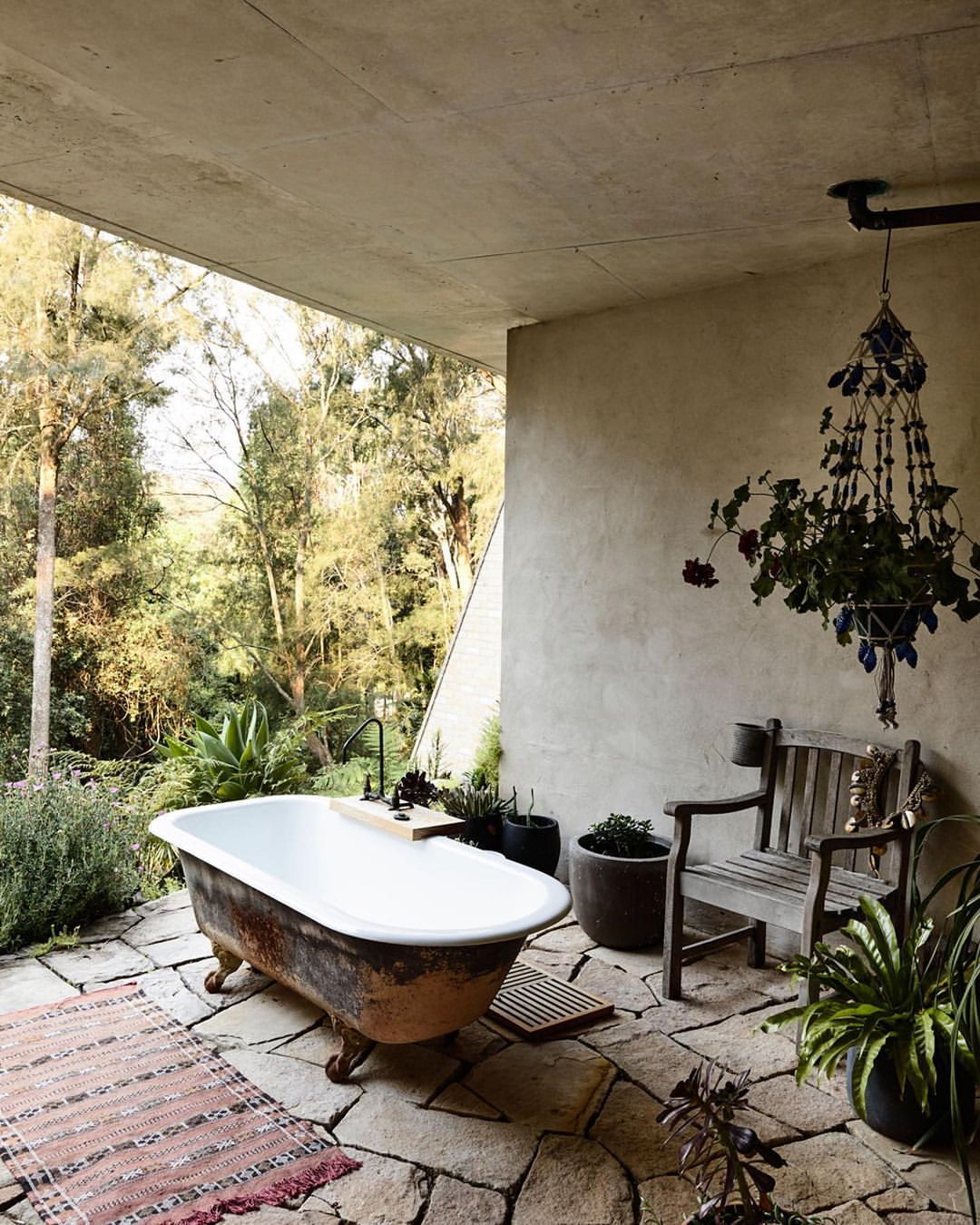 2022-12-28_15-43-36_UTC_2