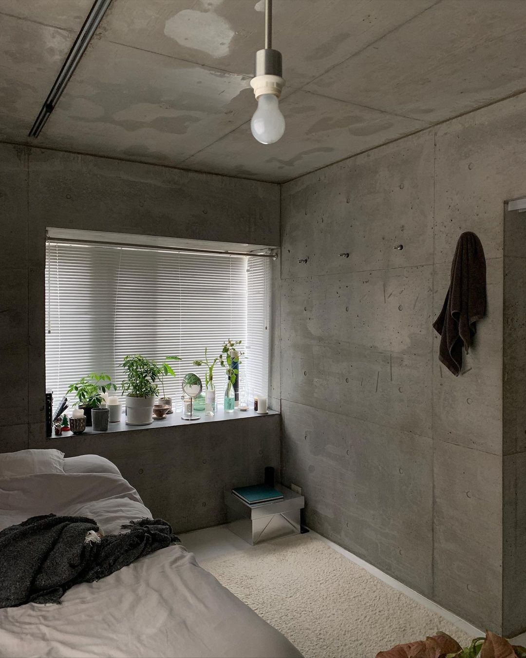 2022-11-28_11-52-12_UTC_2