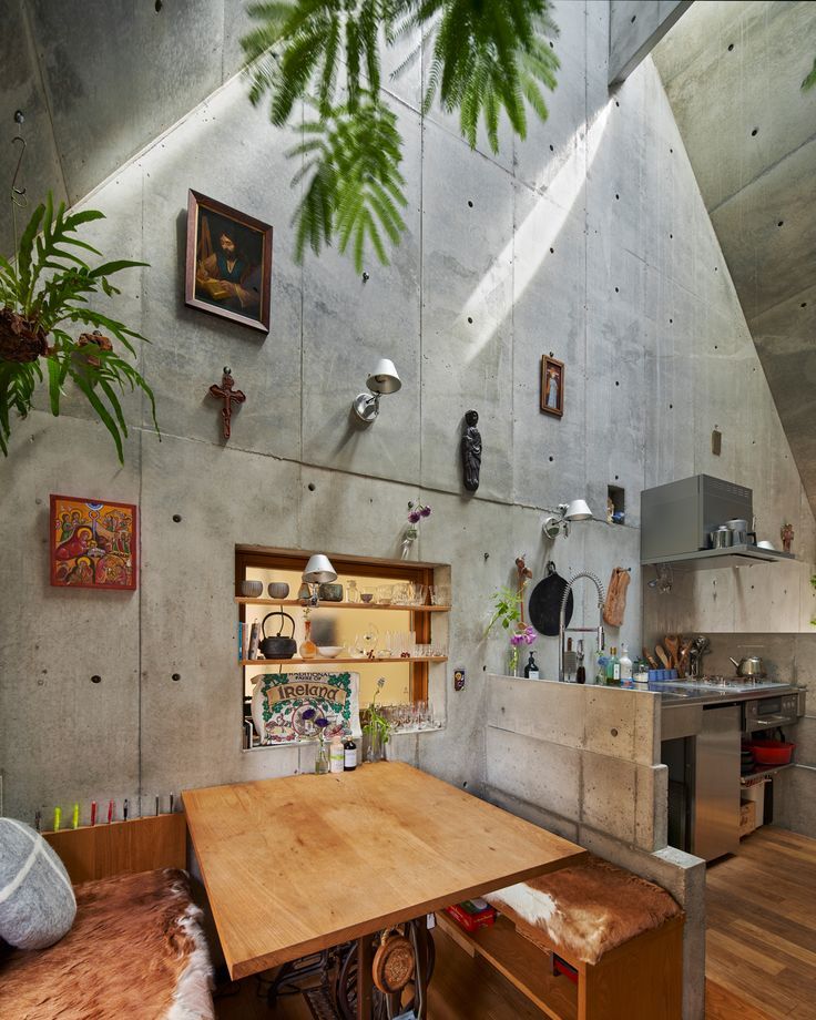 315322411428059593_Love2 House_