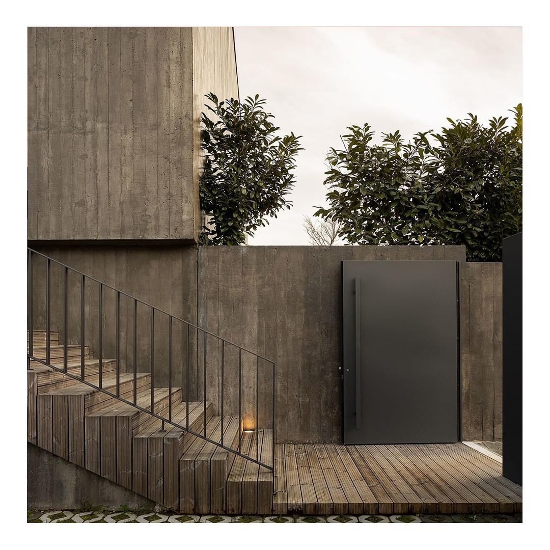 2022-04-04_15-35-10_UTC_4