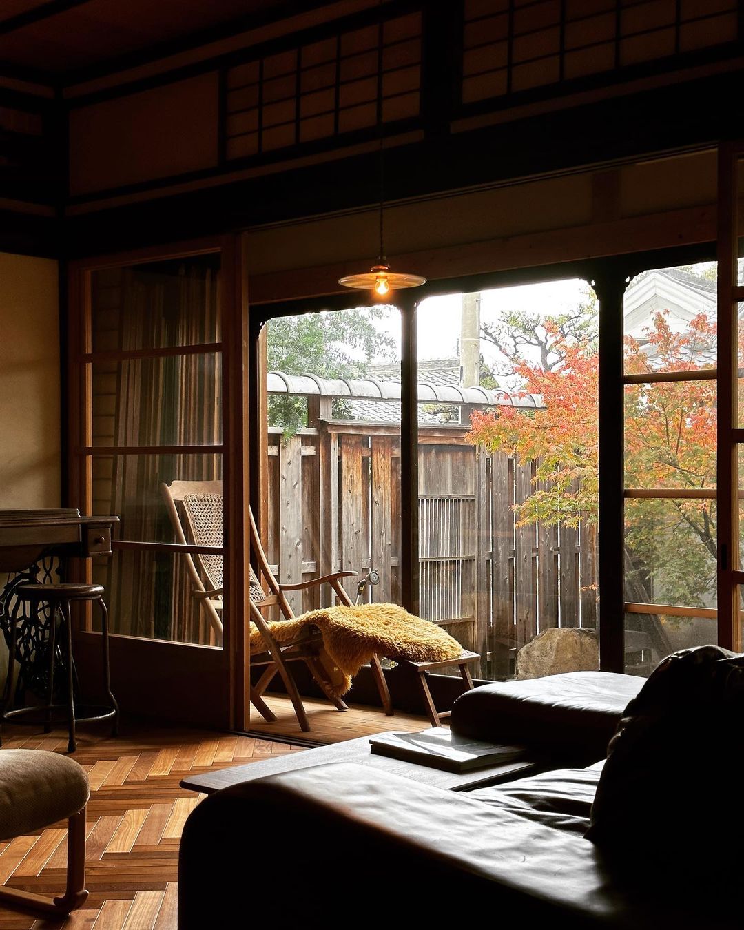 2022-11-30_07-54-52_UTC