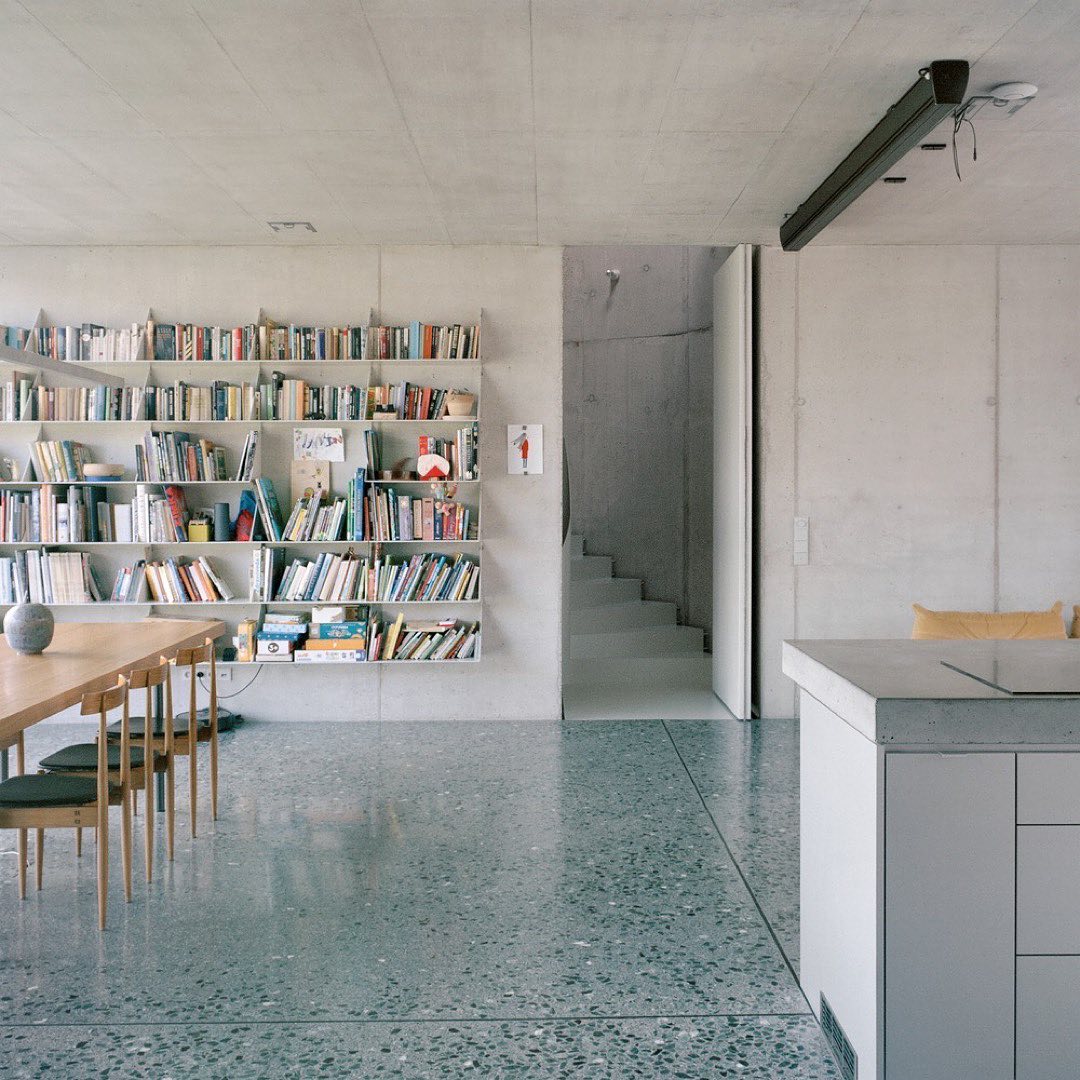 2023-01-15_09-59-25_UTC_3