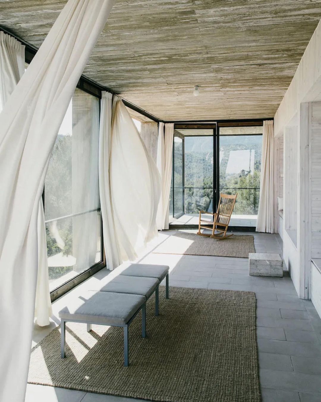 2022-09-06_22-47-55_UTC_5