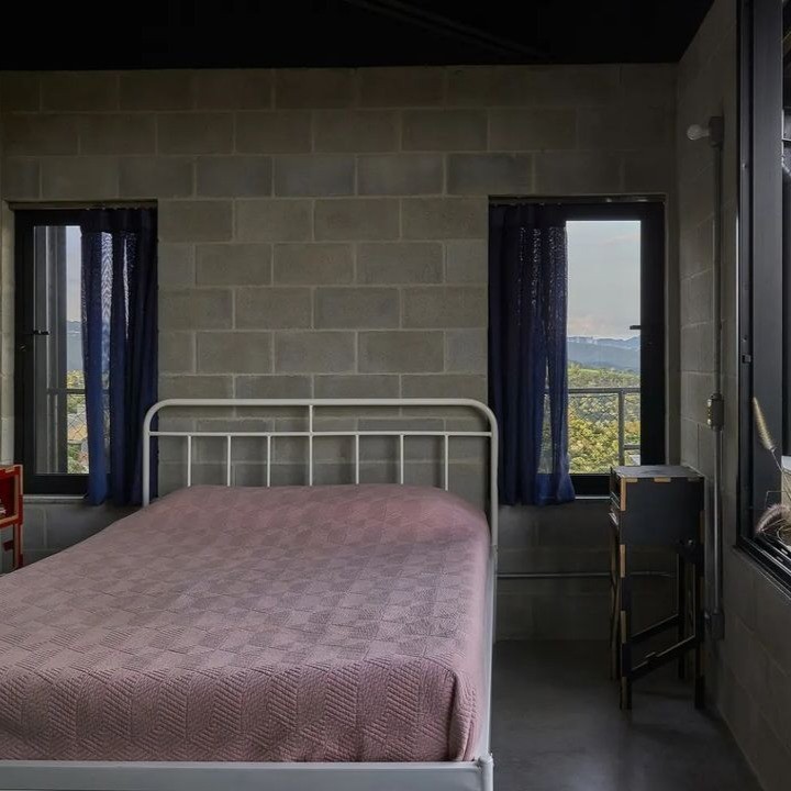 2023-01-05_17-33-54_UTC_8