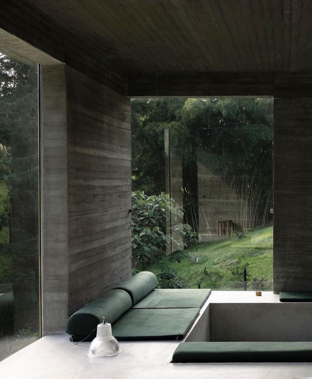 2022-11-04_18-56-00_UTC_8