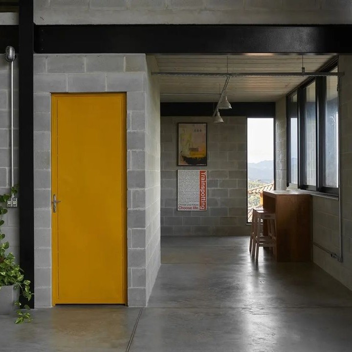 2023-01-05_17-33-54_UTC_7