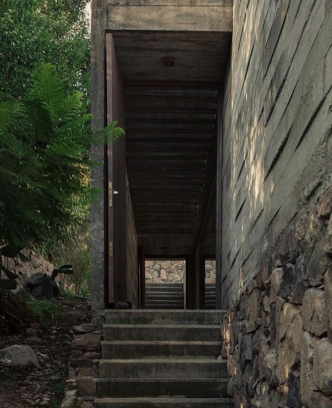 2022-11-17_20-14-00_UTC_5